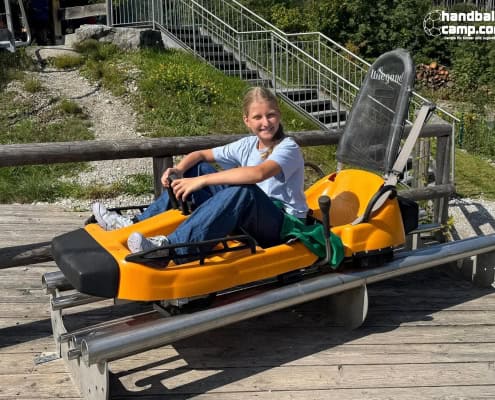 Handballcamp bad Tölz_ Probe-Rodeln